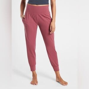 Athleta Women’s Pink High Rise Salutation‎ Joggers Powervita Size XXS